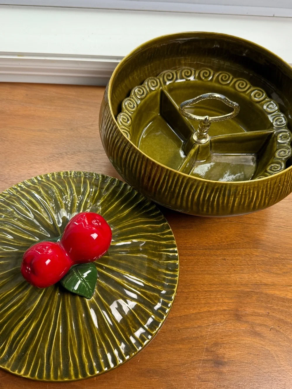 Vtg Maurice California Green Nut 3 Section Dish MCM & Lidded Casserole HTF Apple